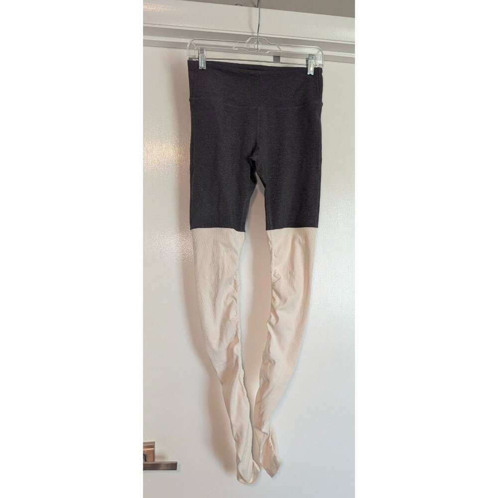 Alo Goddess HIgh Waisted Leggings cream gray Medium